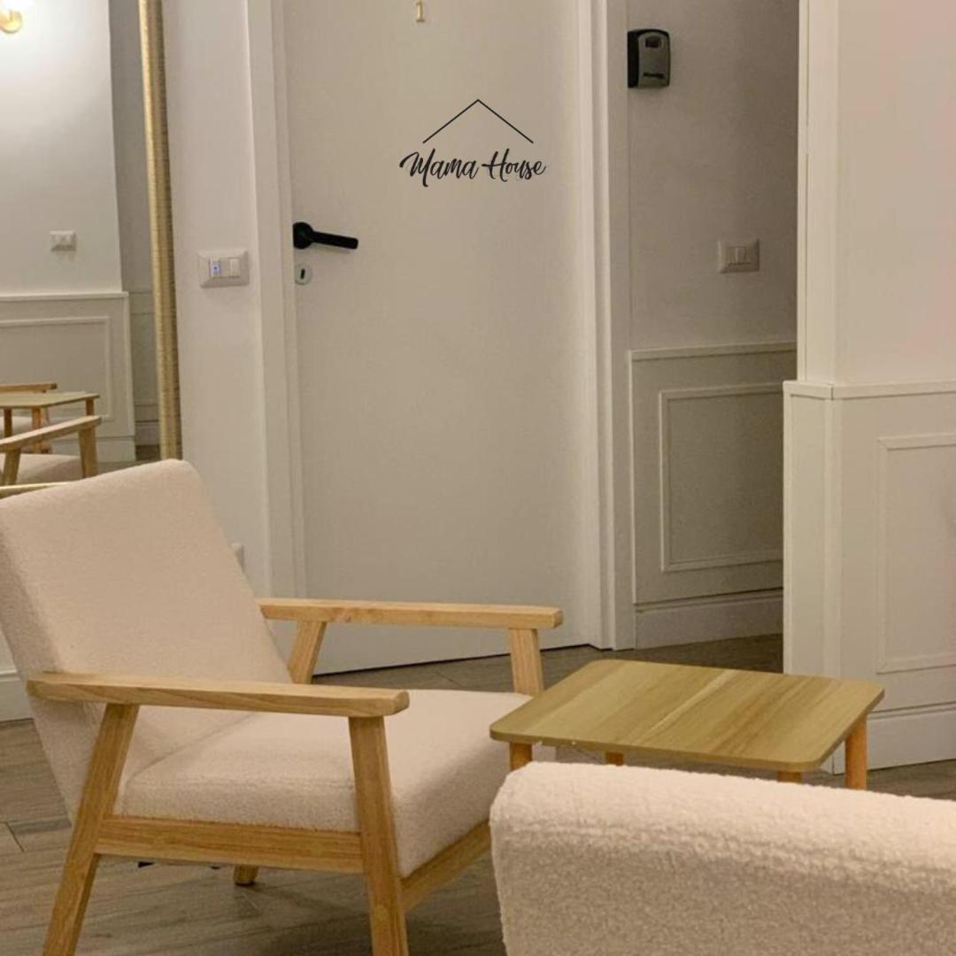 Mama House Hotel Милано Екстериор снимка